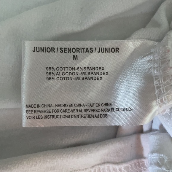 Plain White Tee - Picture 4 of 5